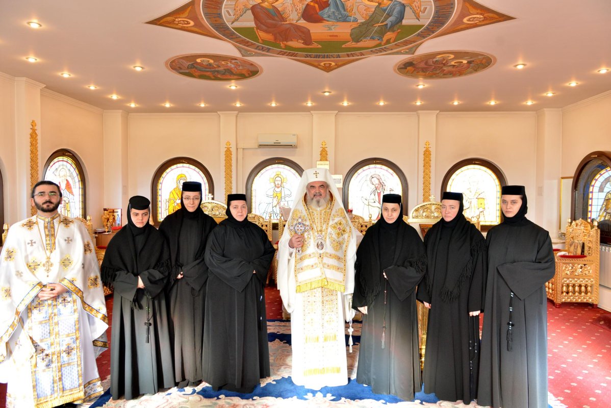 „Maica Domnului este icoana vie a Bisericii” 67367