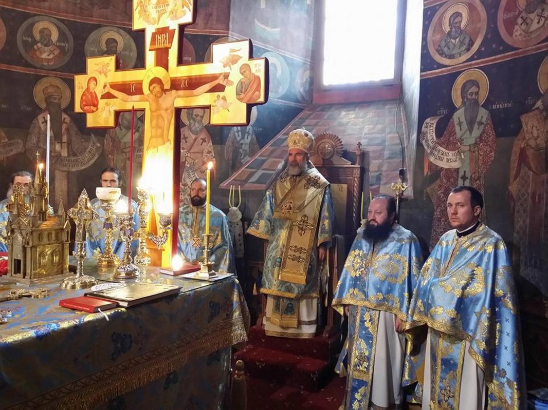 Naşterea Domnului, la Catedrala Arhiepiscopală din Roman 67356