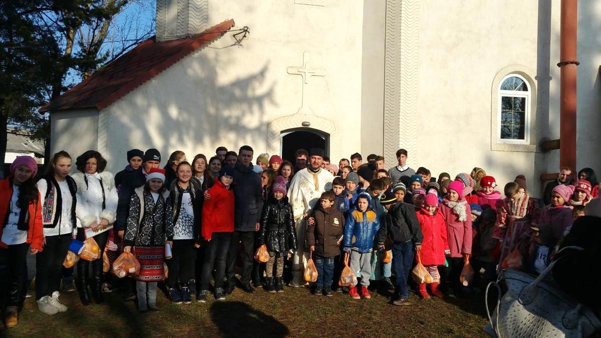 Acţiuni filantropice la Păstrăveni 67294