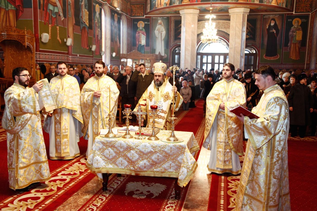 Slujbe arhiereşti în prima zi a Anului Nou 67271