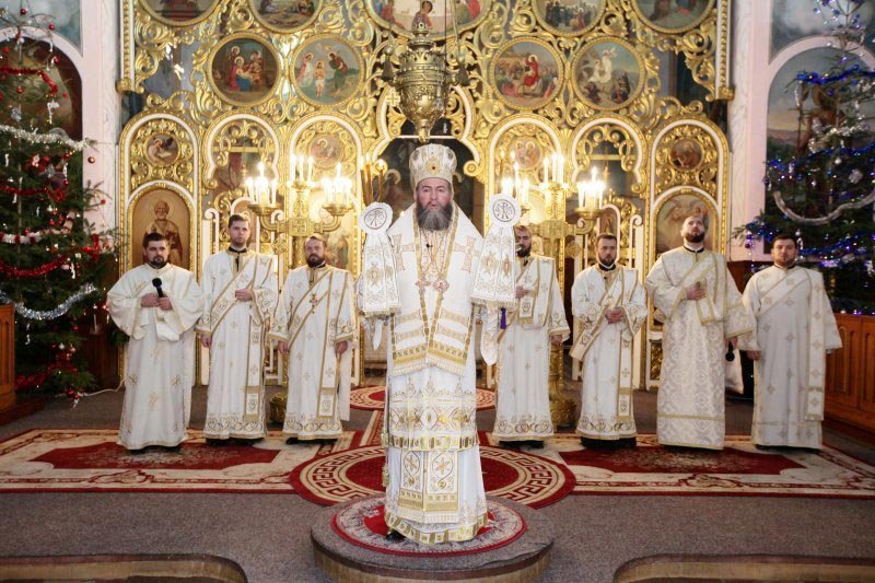 Slujiri arhiereşti în Duminica dinaintea Botezului Domnului 67233
