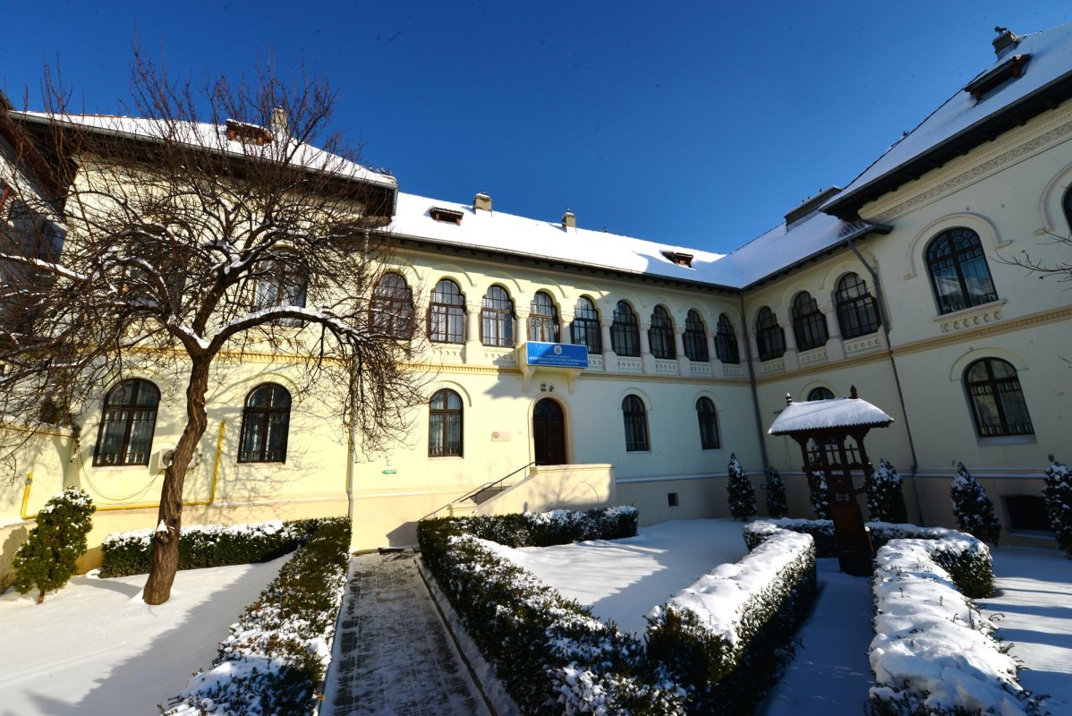 Lămurire privind mormântul părintelui Ilie Lăcătușu 67219