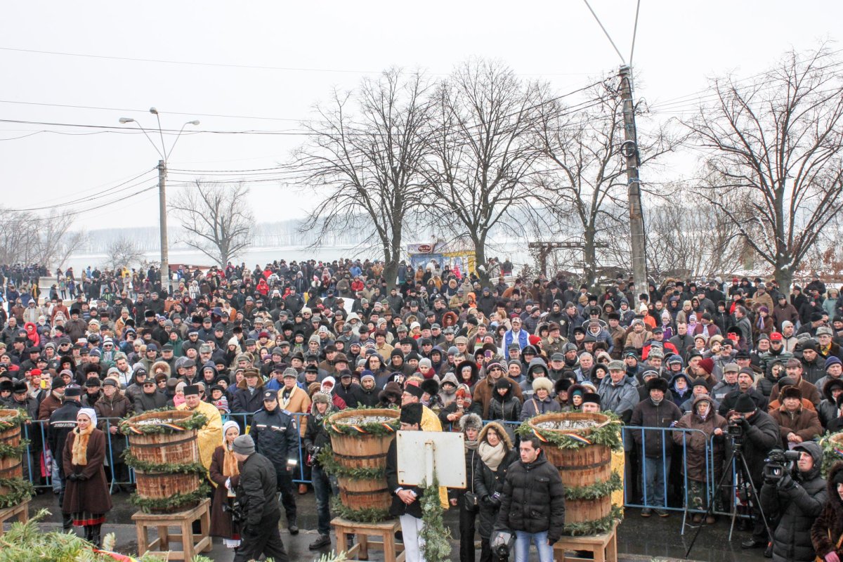 Sfinţirea apelor Dunării şi Mării Negre 67166