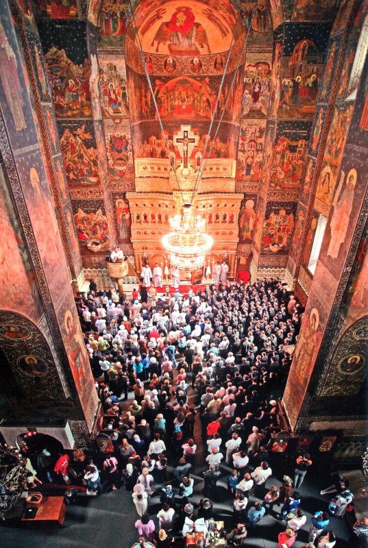 Tinerețe slujitoare și lucrare pilduitoare în ogorul Bisericii 67172