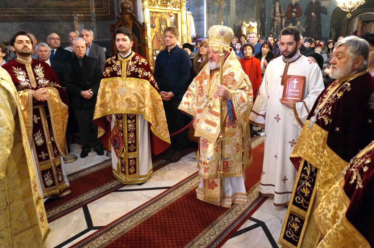 Botezătorul Ioan sărbătorit la Biserica Icoanei 67061