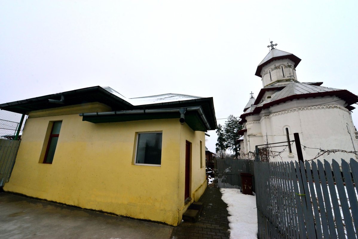 Voluntariat pentru copii în zi de hram 67064