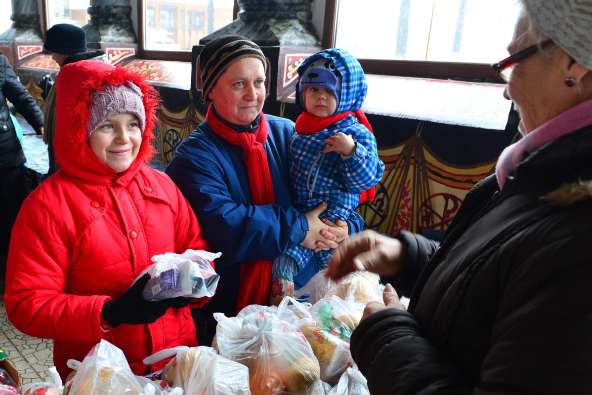 Voluntariat pentru copii în zi de hram 67066