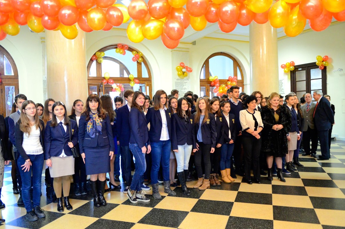 Bucuria unei educații întru Adevăr și Viață pentru tinerii de astăzi 66993