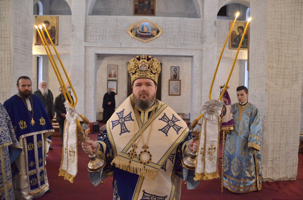 Sărbătoarea Soborului Sfântului Ioan Botezătorul 66977