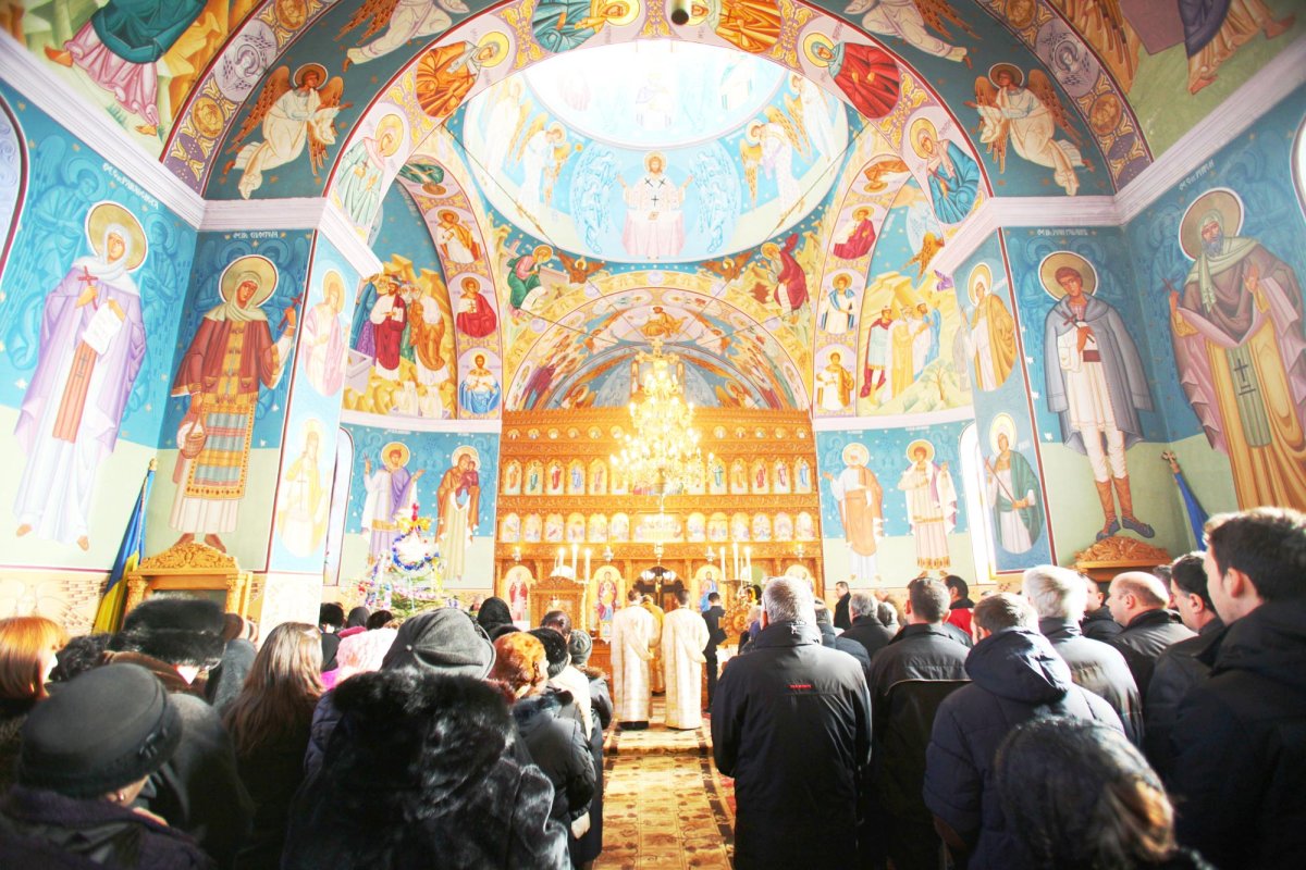 Slujiri arhiereşti în Duminica după Botezul Domnului 66978