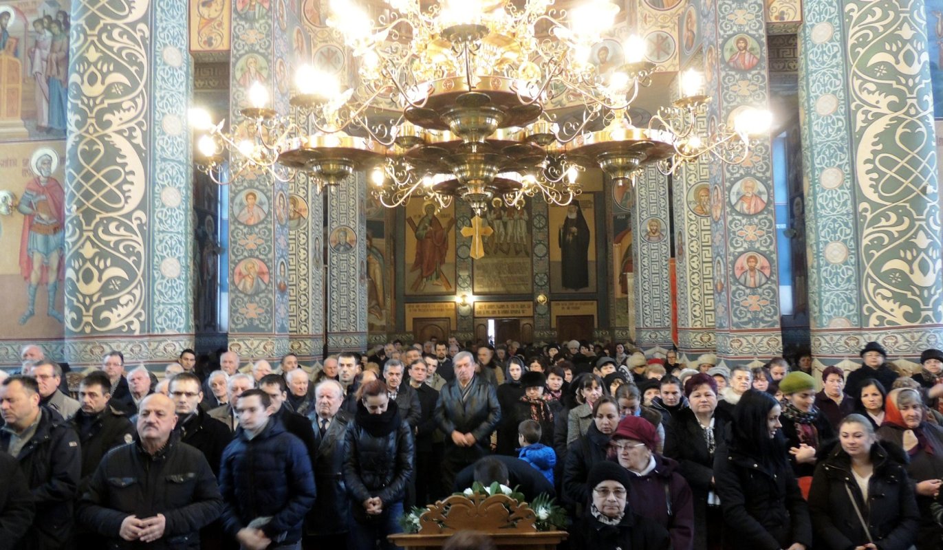 „Luna credincioşilor” la parohia clujeană „Naşterea Domnului” 66915