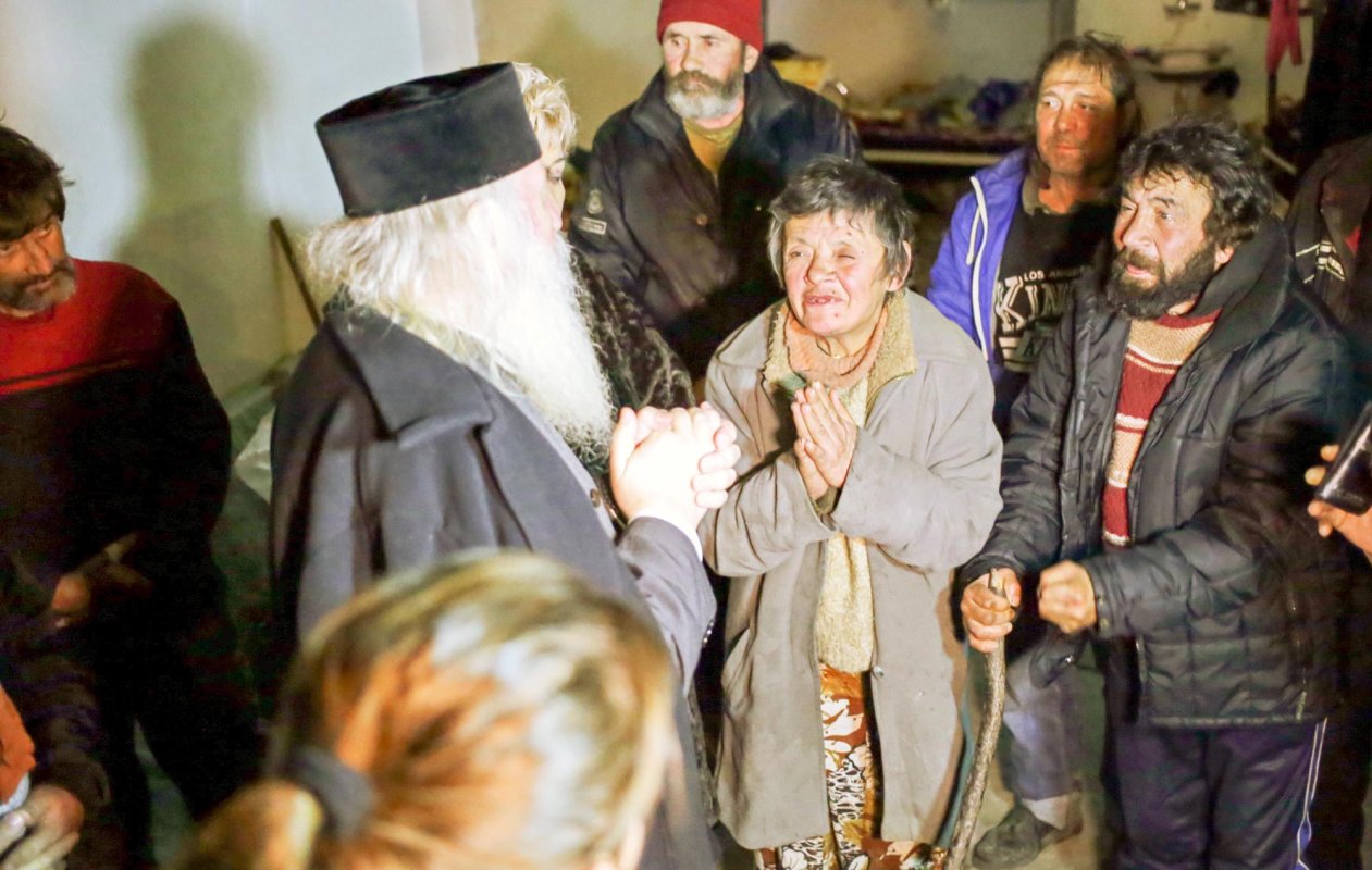 Mângâiere și alinare pentru nevoiași 66936