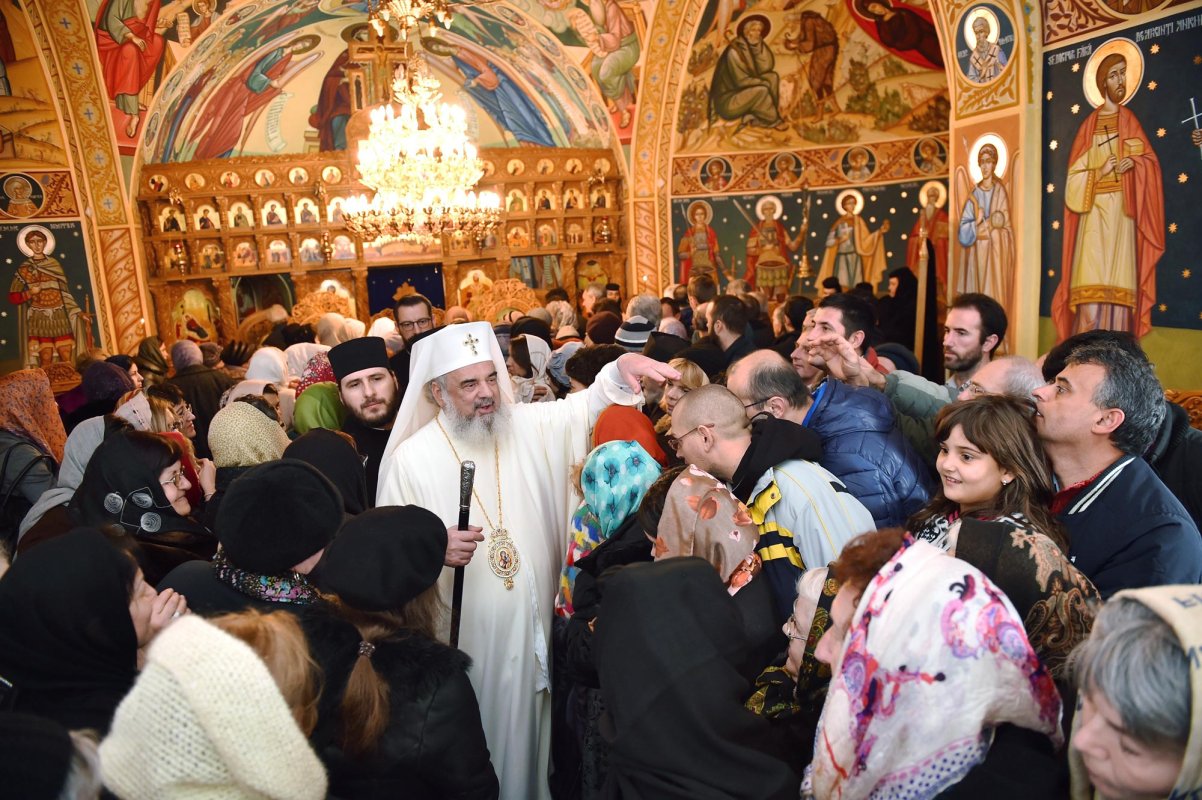 Patriarhul României la Mănăstirea Christiana 66945