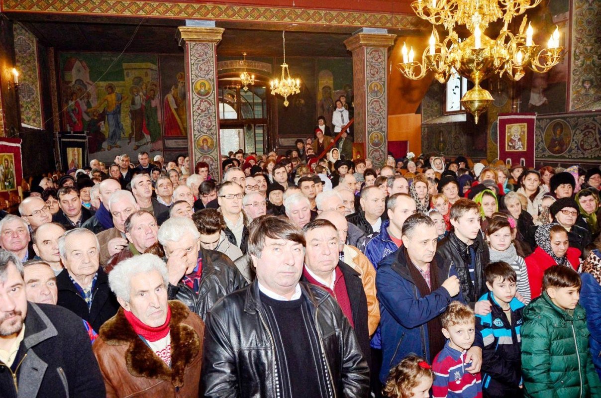 Slujbe în Duminica de după Botezul Domnului 66855