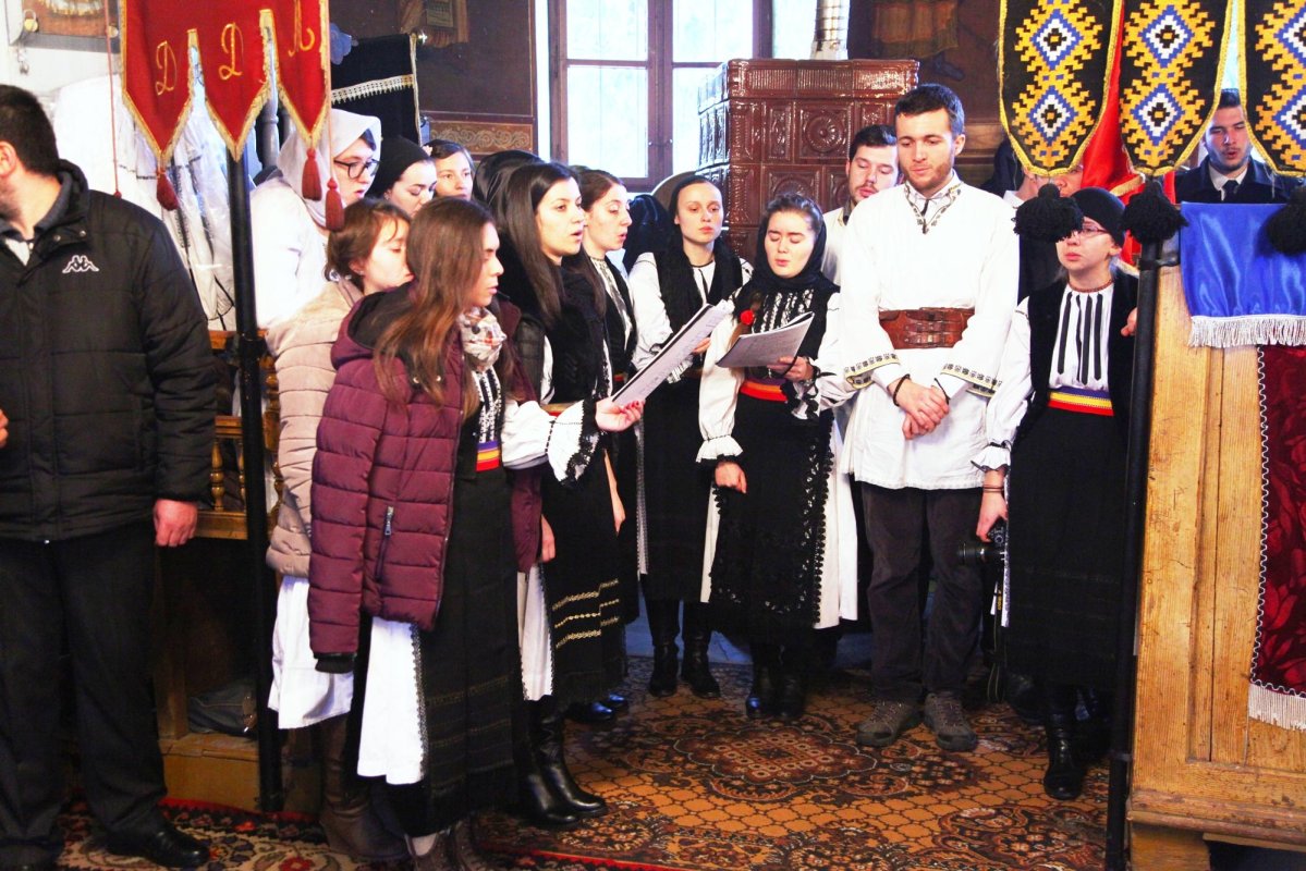 Slujbe în Duminica de după Botezul Domnului 66863