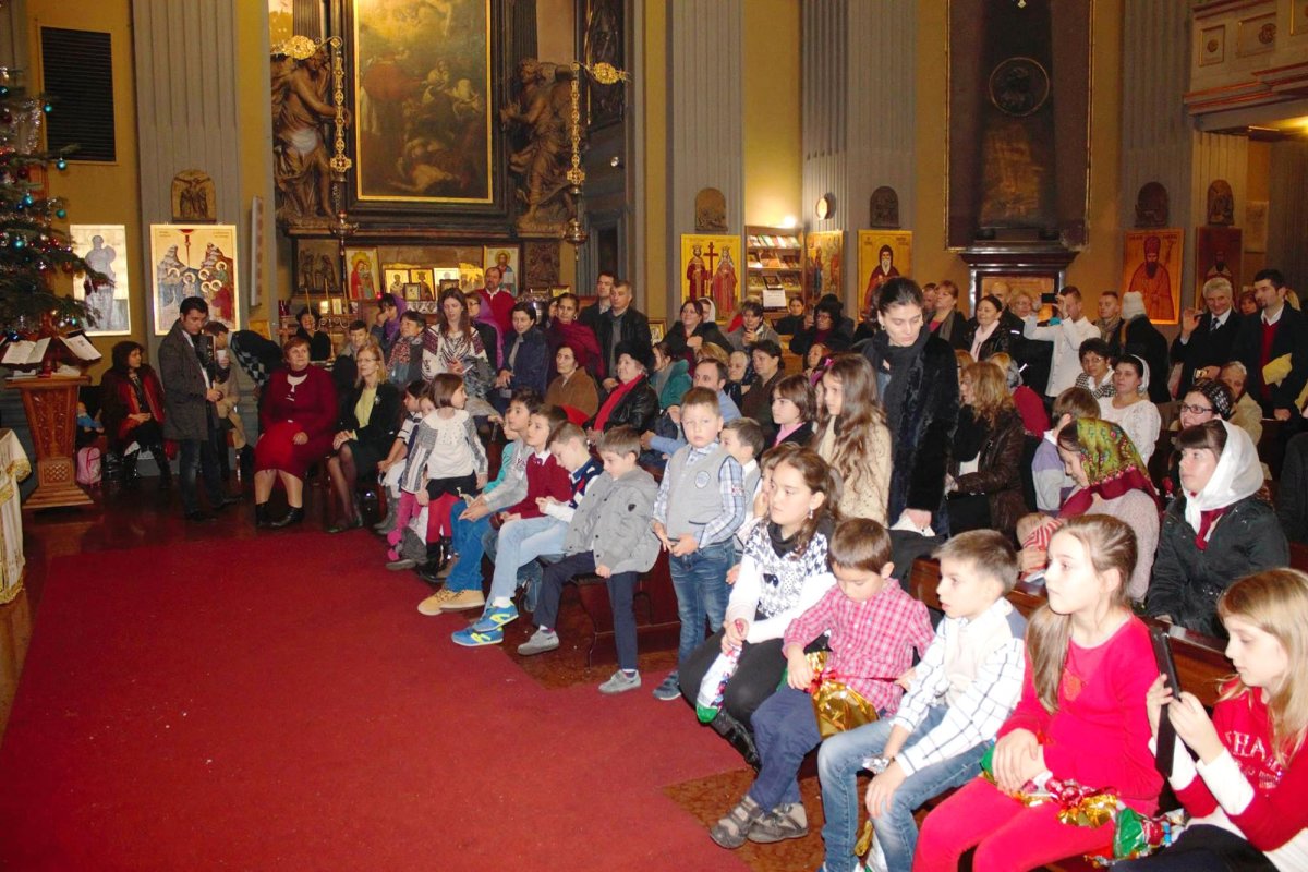 „Respectăm tradițiile strămoșești și țara gazdă” 66825