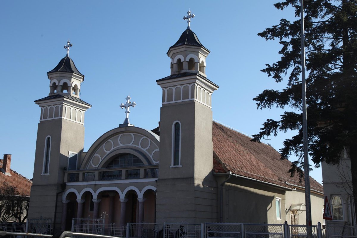 Slujiri arhiereşti în Duminica a 29-a după Rusalii 66606