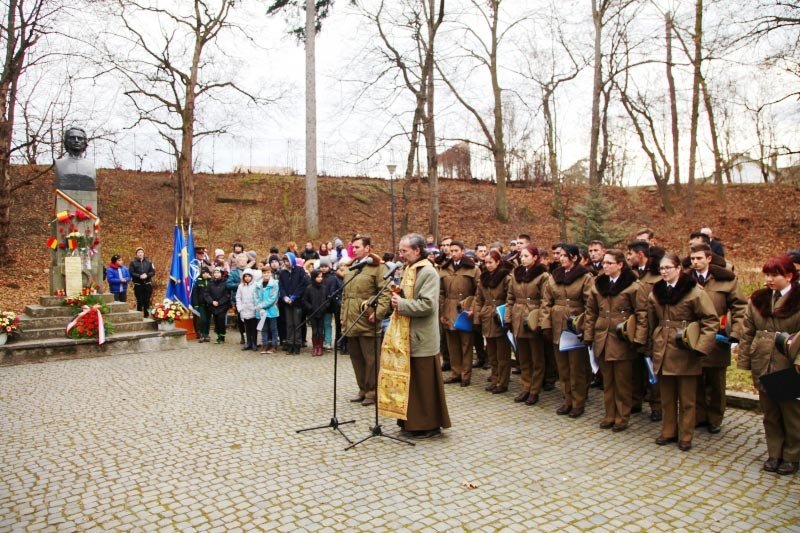 Manifestări dedicate aniversării poetului Mihai Eminescu 66557