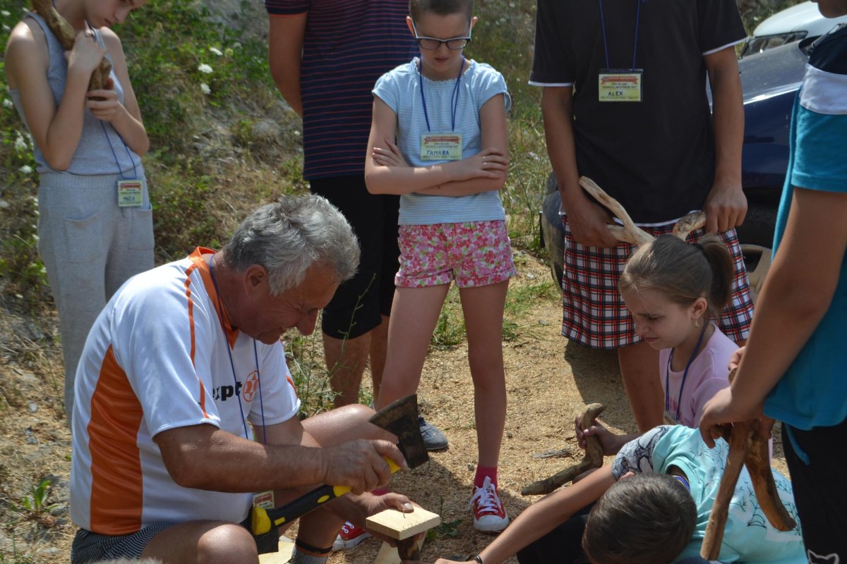 Activități cu tineretul în Eparhia Banatului Montan 66445