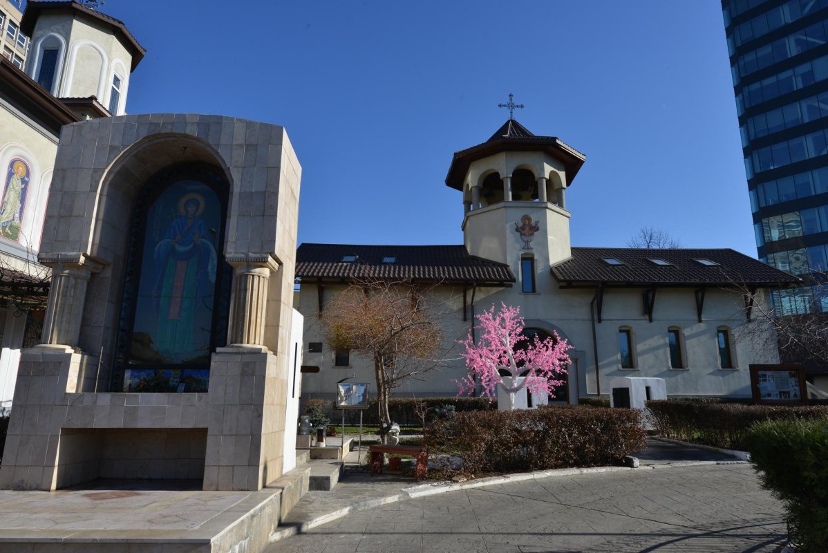 Zidire și filantropie la Parohia Doamna Oltea 66448