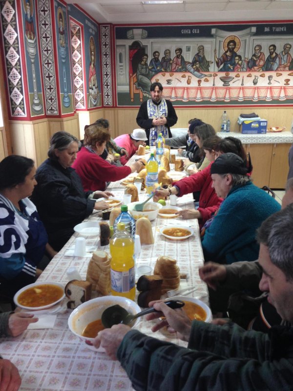 Zidire și filantropie la Parohia Doamna Oltea 66454