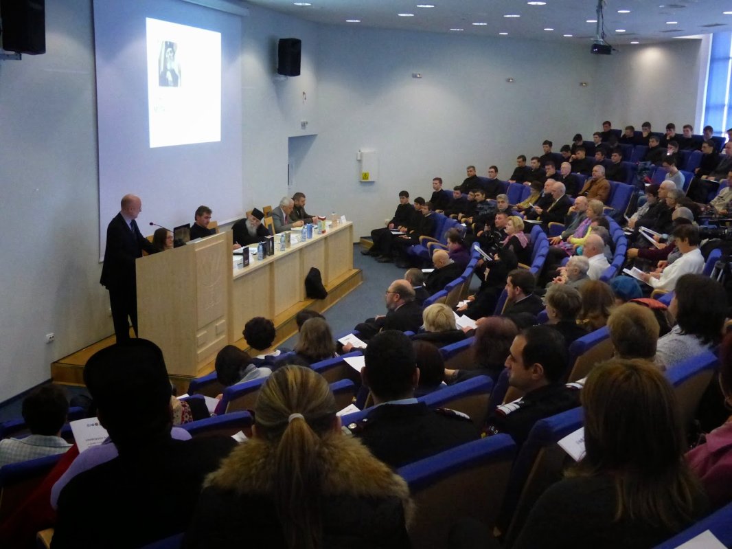 Simpozionul „Valori naţionale în creaţia Mitropolitului Bartolomeu Anania“ 66358