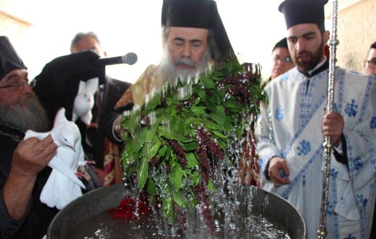 Slujbe de sfințire a apei 66338