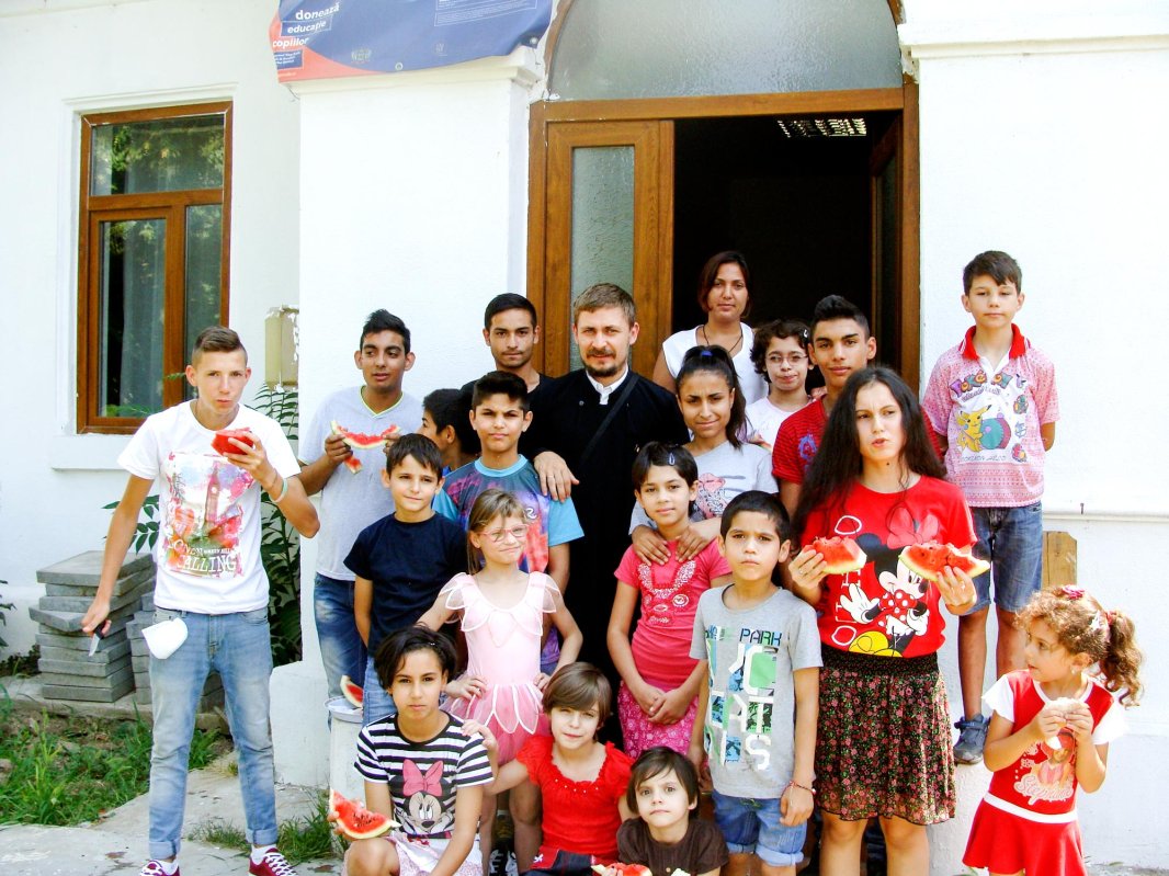 Activităţi pentru membrii Grupului parohial „Tinerii Maicii Domnului” 66187