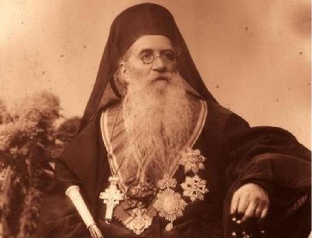 Mitropolitul Iosif Naniescu zâmbeşte dintr-o frescă, la Iaşi 66109