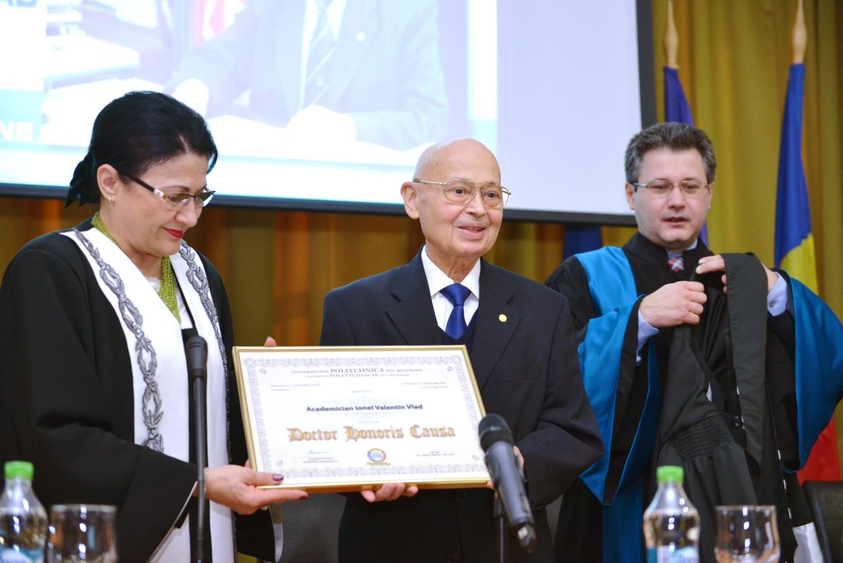 O jumătate de veac dedicată cercetării luminii 66097