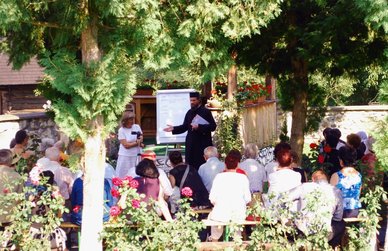 Întâlniri duhovnicești la Mănăstirea „Sfânta Treime” Măgina 65881