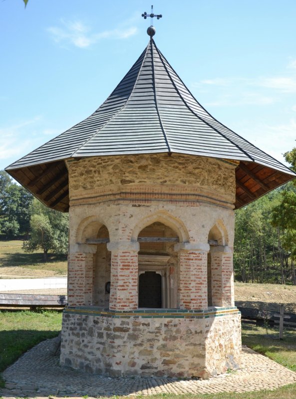 Mitropolitul Crimca, ctitorul primului spital public din Moldova 65862