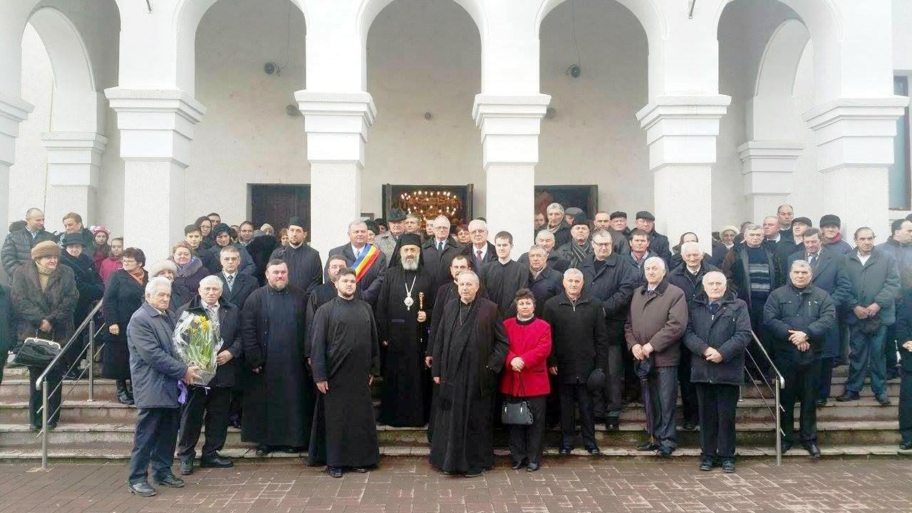 Slujbe arhiereşti în Duminica a 32-a după Rusalii 65760