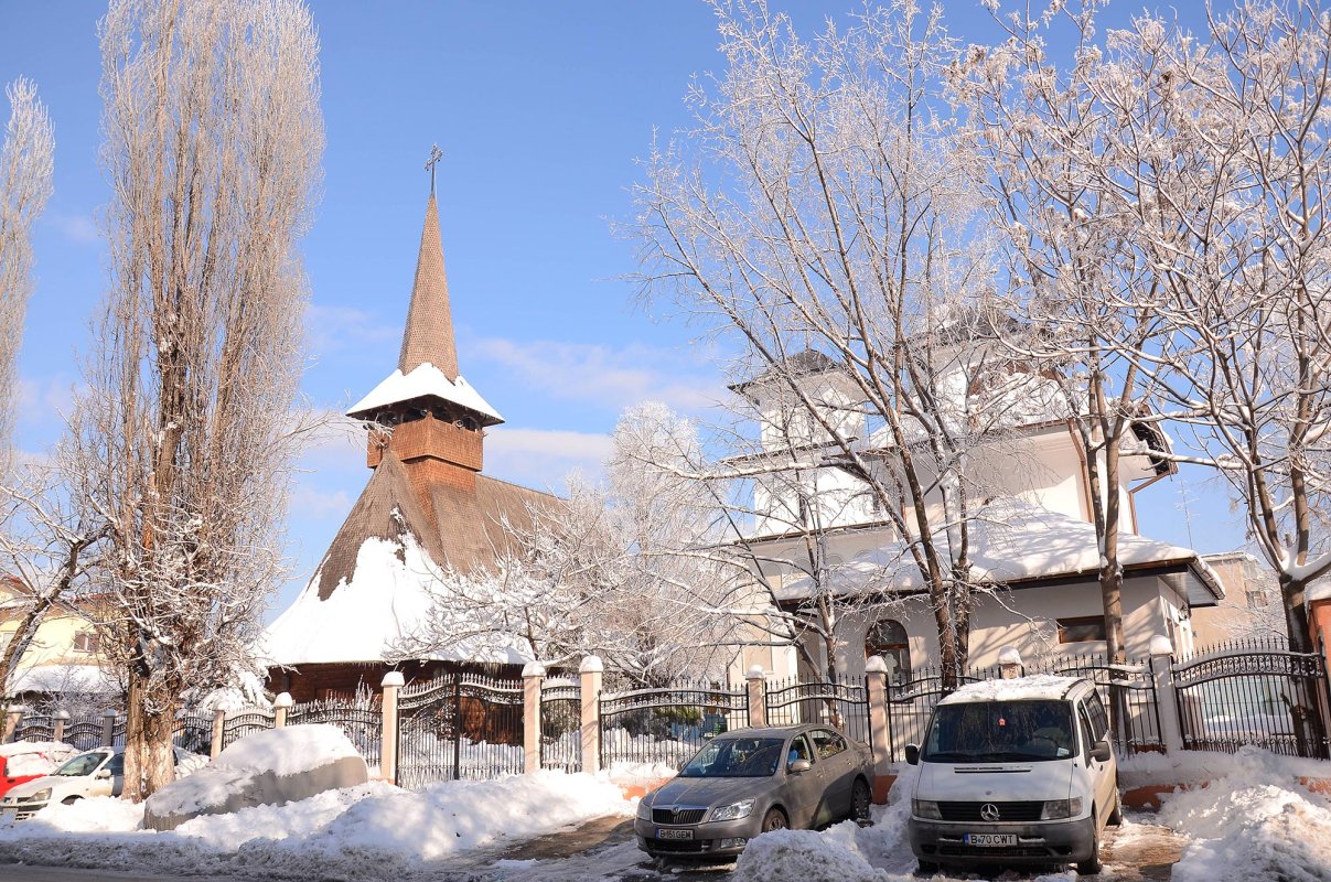Bucurie la vremuri grele sub ocrotirea Cuvioasei Parascheva 65651