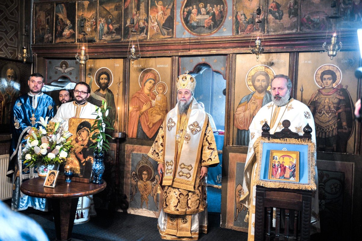 Slujire arhierească la Mănăstirea Jitianu 65641