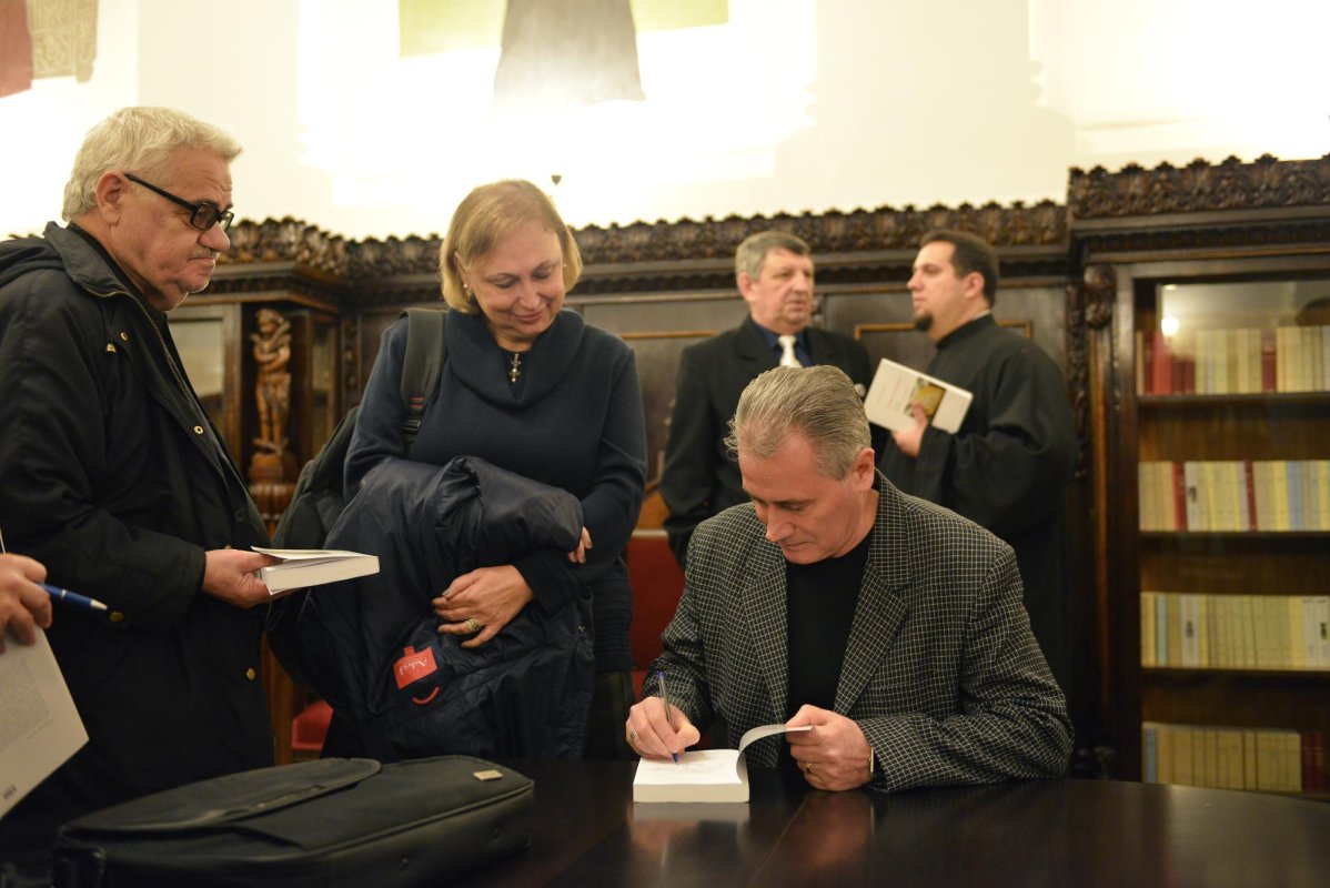 Lansarea cărții „Lumea din cuvinte” 65557