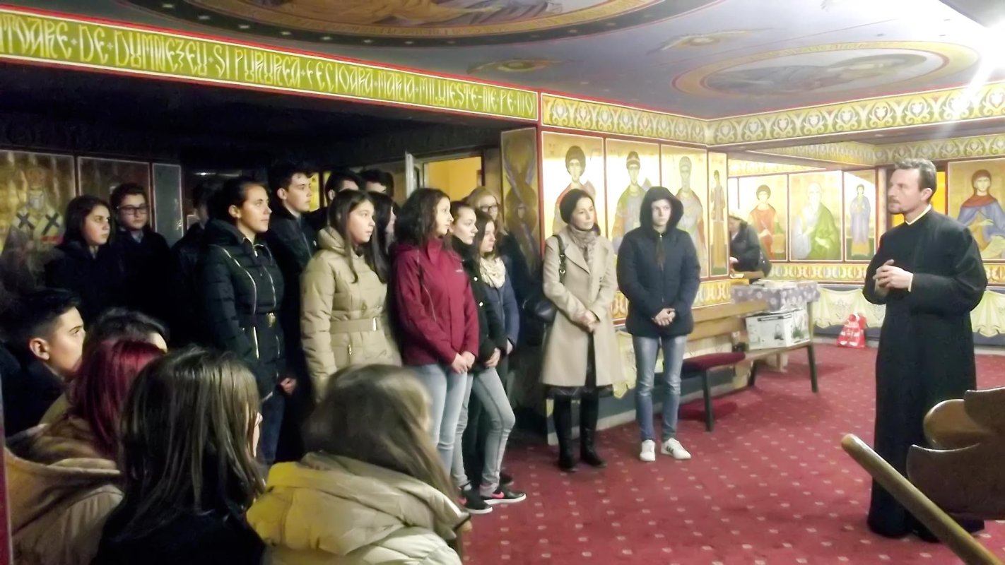 Mavrodolu, biserica tinerilor din Pitești 65451