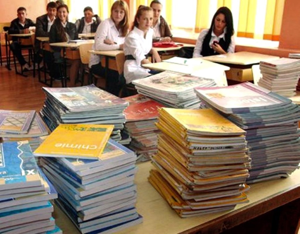 Academia Română, în apărarea orei de latină 65391