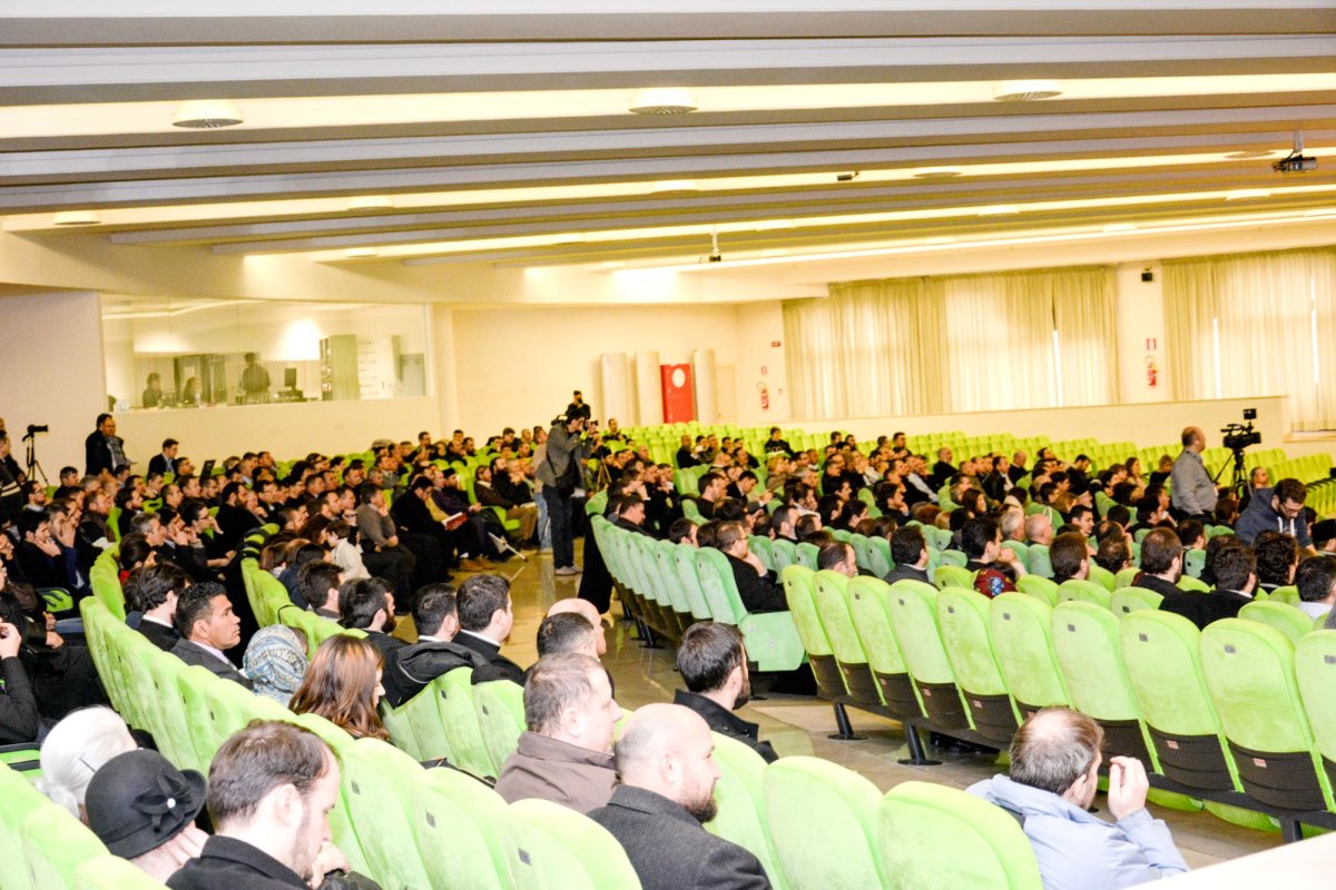 Reîntregirea familiilor, o prioritate a Bisericii 65381