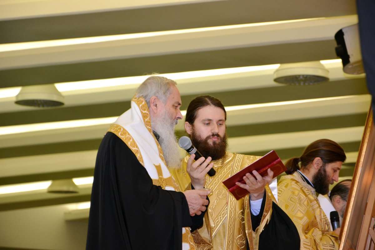 Reîntregirea familiilor, o prioritate a Bisericii 65384