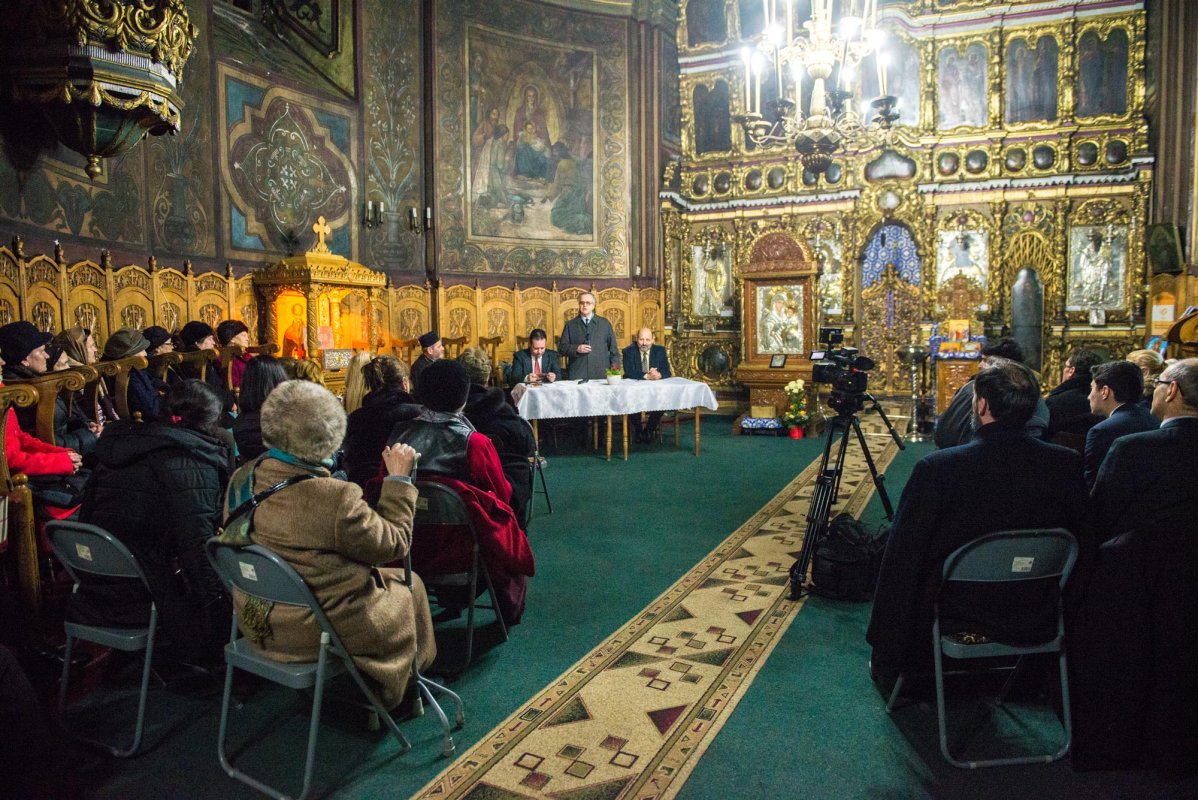 Zilele hramului Parohiei „Sfântul Haralambie“ din Iaşi 65340