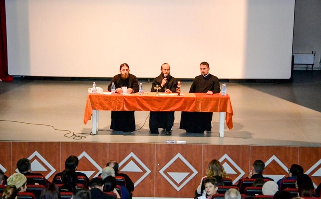 Conferință duhovnicească a părintelui Teofan Munteanu 65298