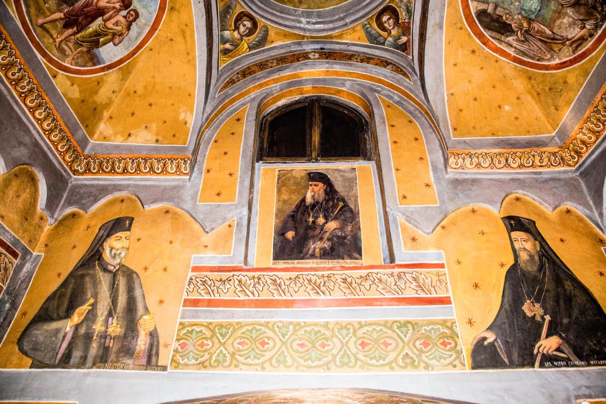 Jertfă şi binecuvântare în ctitoria boierului Harşu 65293