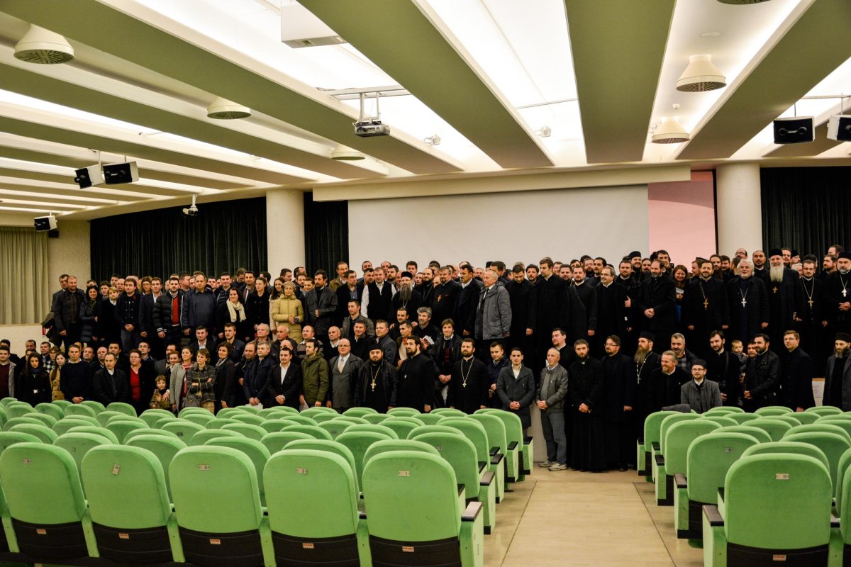 Peste 1.000 de burse lunare pentru copii 65316