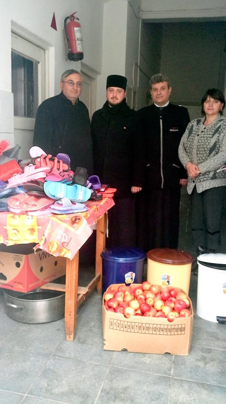 Acțiune social-filantropică la Găești 65256