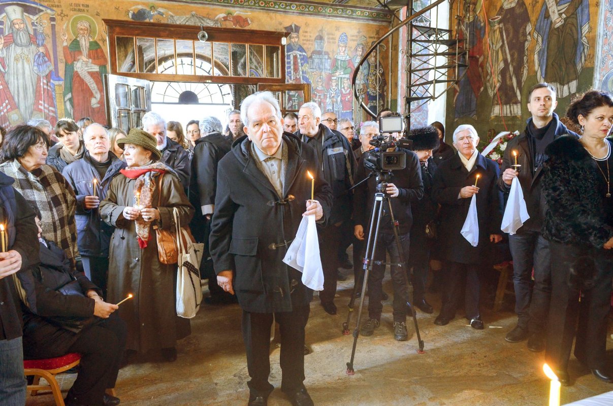 Un ilustru istoric şi arheolog român - academicianul Alexandru Vulpe (1931-2016) 65259