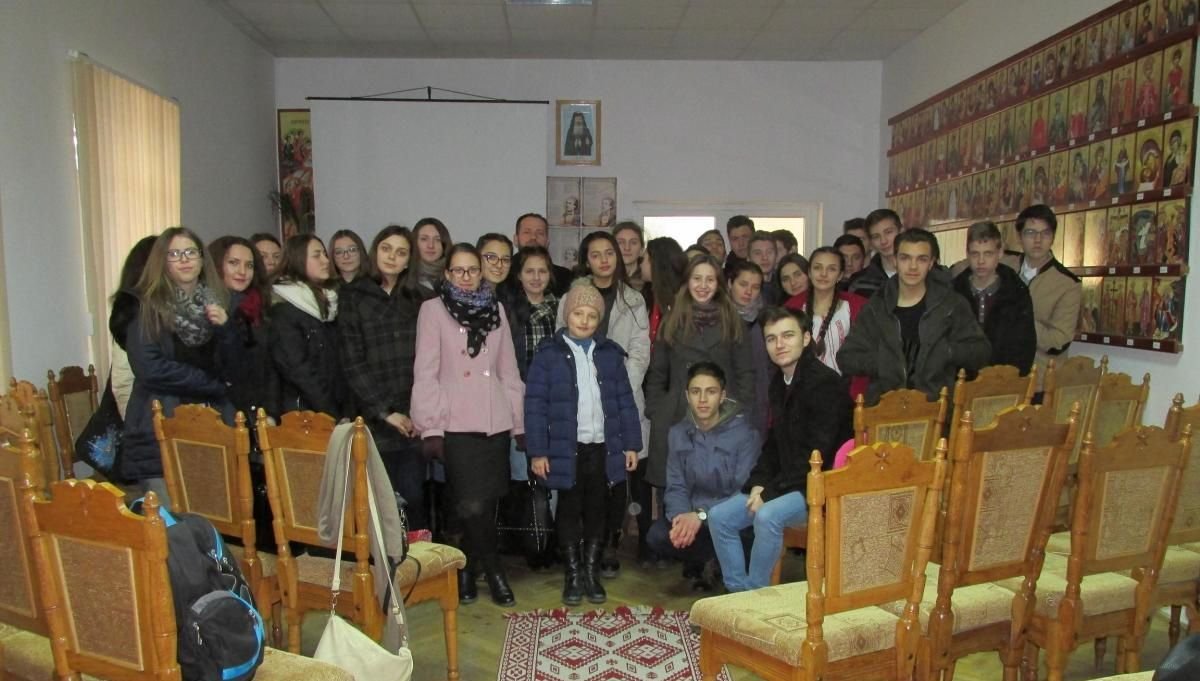 „Cine nu are tineri… să-i caute!“ 65136