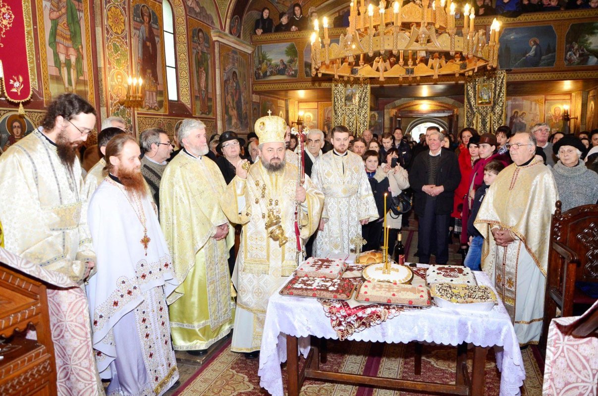 Slujba de Parastas pentru părintele Ioan Sabău, la Bobâlna, Protopopiatul Orăștie 65105