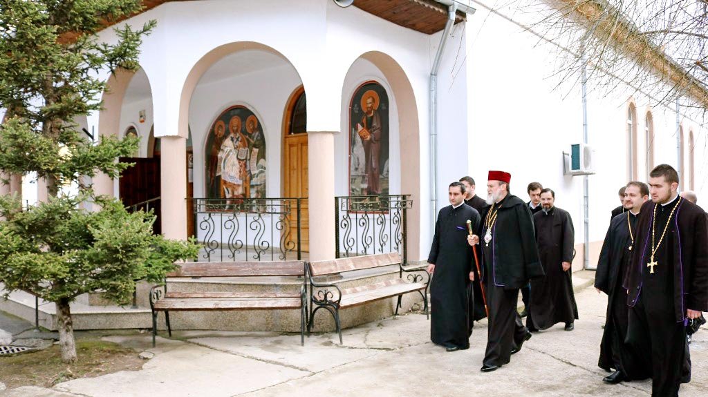 Slujiri arhierești în Muntenia și Dobrogea 65074