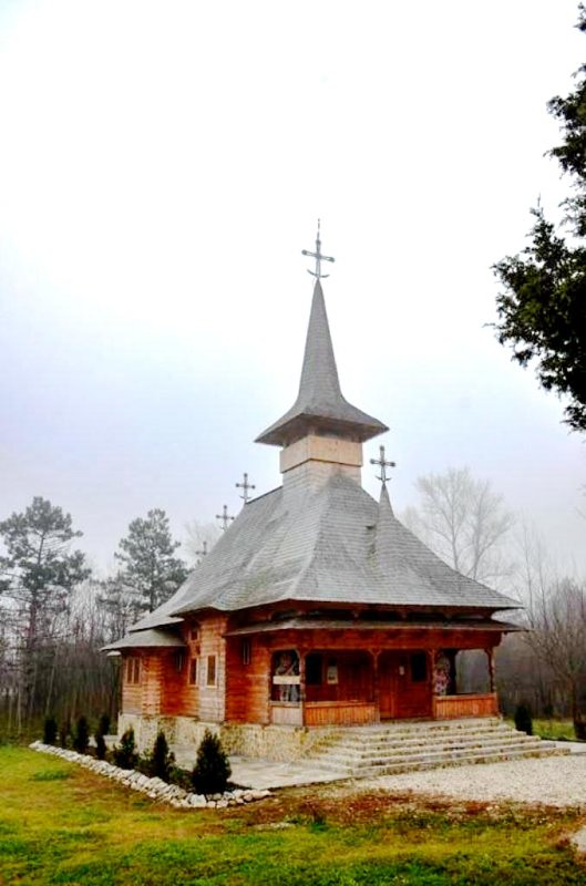 Slujiri arhierești în Muntenia și Dobrogea 65075